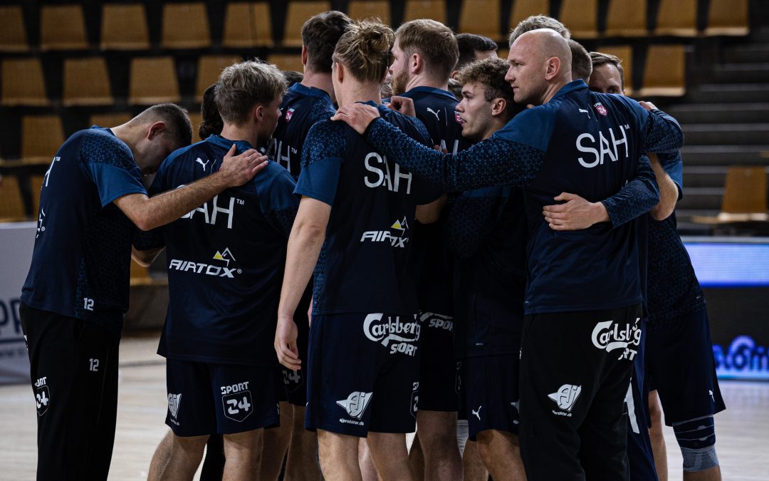 SAH TAGER IMOD DE FORSVARENDE MESTRE PÅ HJEMMEBANE