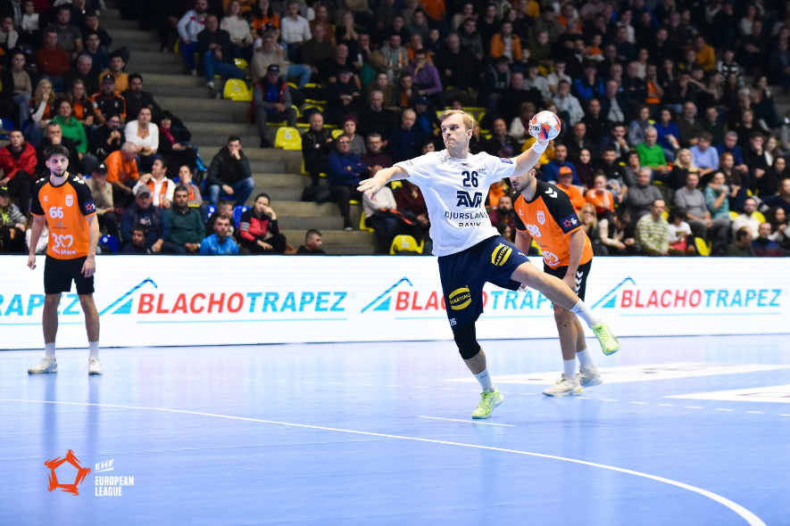 HISTORISK AFTEN I RUMÆNIEN: SAH VINDER 45-27