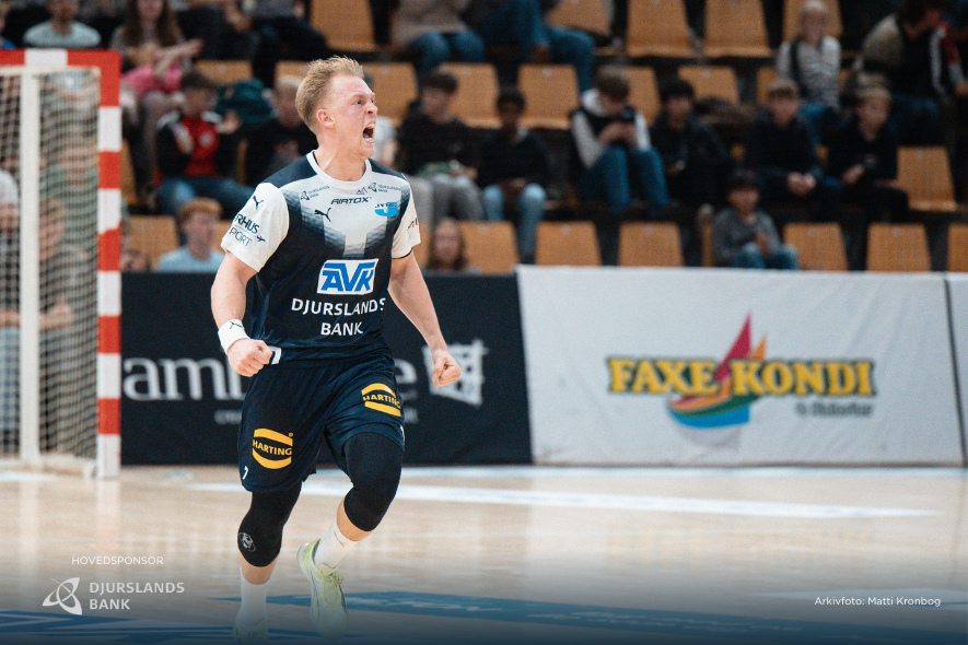 DREYER AFGJORDE DRAMATISK SEJR I ØLSTYKKE