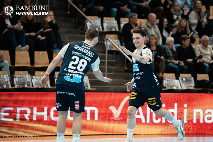 SAH GÆSTER GOG I VIGTIGT TOPBRAG